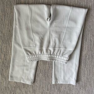 Lululemon cream pants